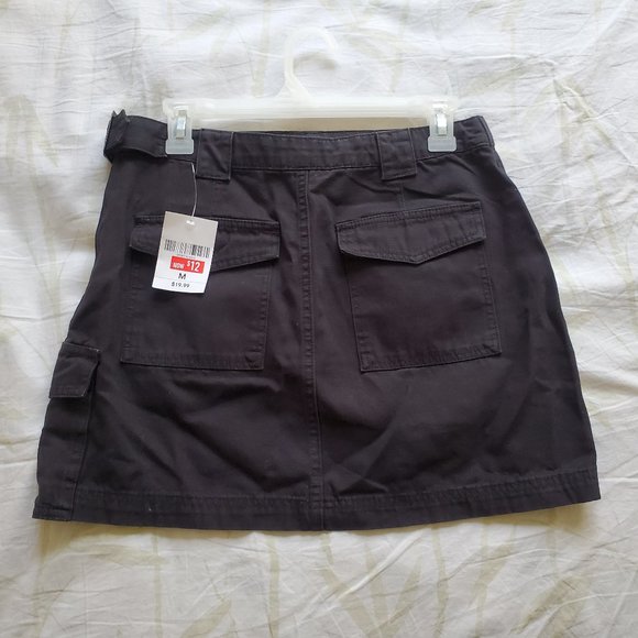 Forever 21 Utility Cargo Mini Skirt - Picture 3 of 4